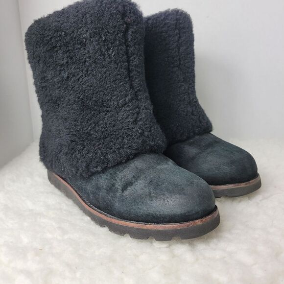 UGG Australia 3220 Maylin Womens Boots Size 7 Black Suede Shearling Boots - Picture 1 of 8